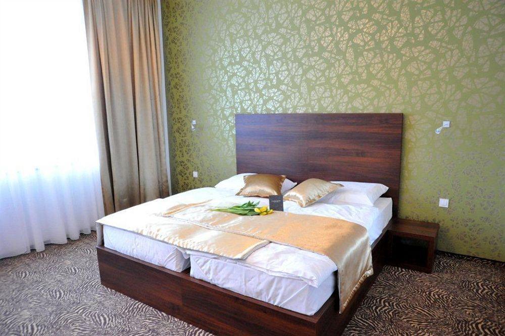 Rimske Terme Resort - Hotel Zdraviliski Dvor Rimske Toplice Esterno foto