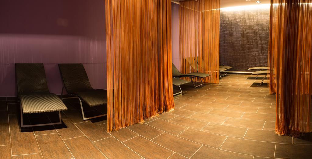 Rimske Terme Resort - Hotel Zdraviliski Dvor Rimske Toplice Esterno foto